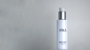 FIKS-Image_2015-VideoLoop_KeratinSerum